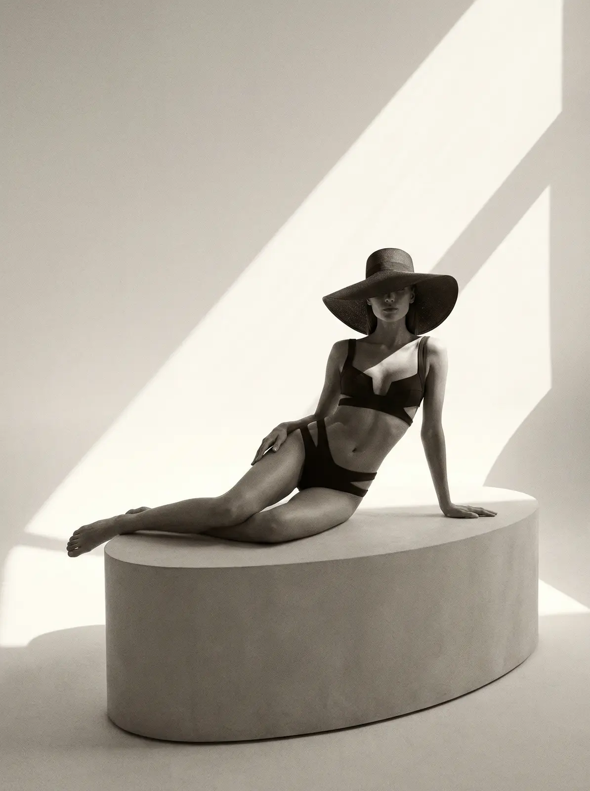 吃瓜黑料 比基尼 设计师泳装艺术短视频